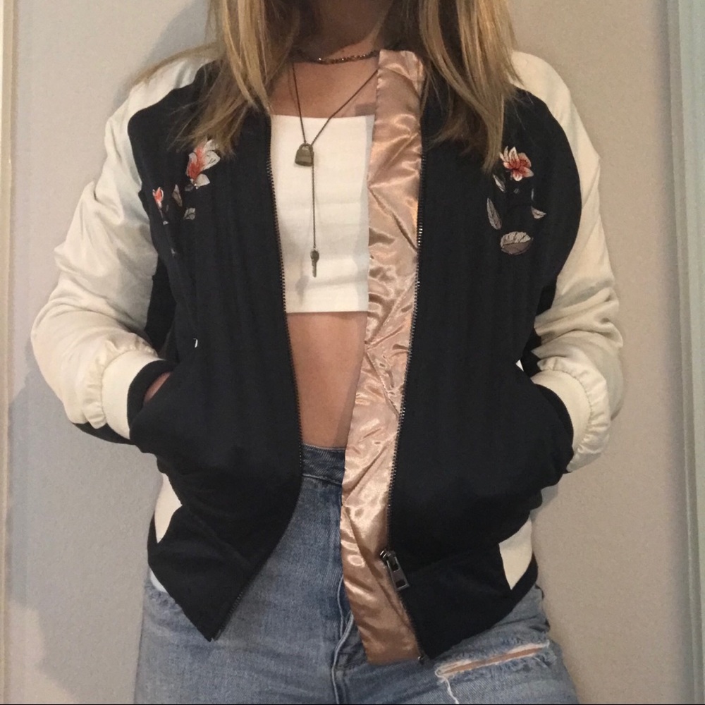 navy and white bomber jacket